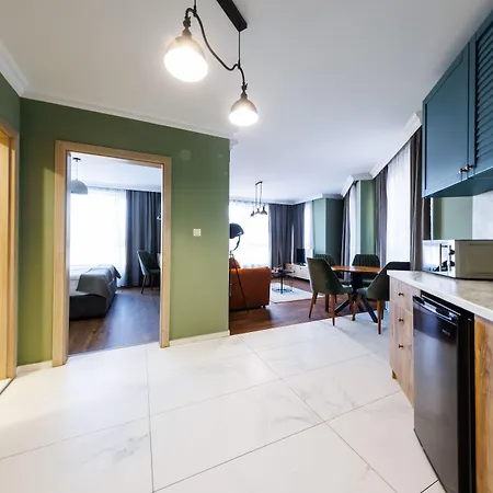 Aparthotel Avenue - Free Parking *