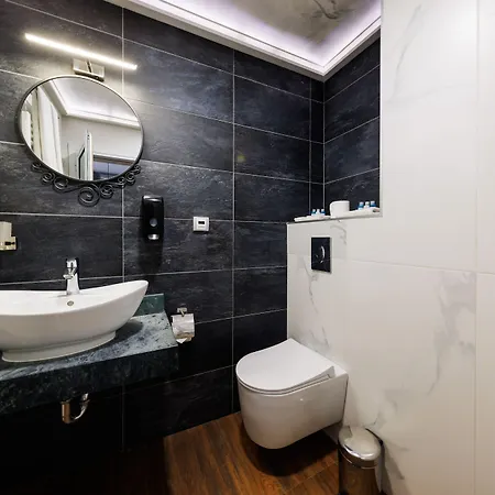 Aparthotel Avenue - Free Parking