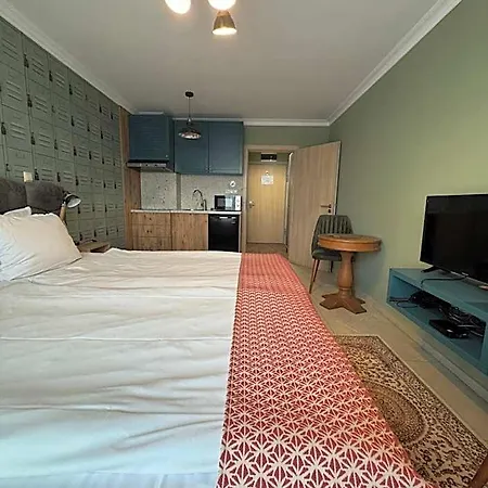 Aparthotel Avenue 4*