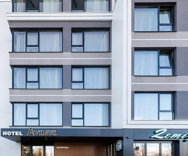 Aparthotel Avenue - Free Parking *