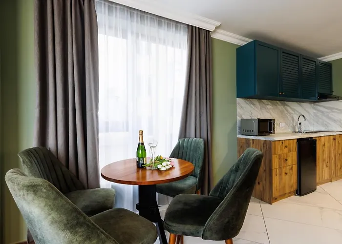 Avenue - Free Parking Aparthotel