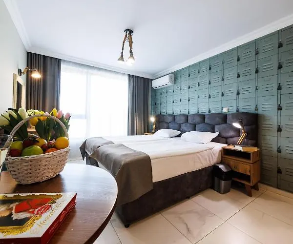 Aparthotel Avenue - Free Parking