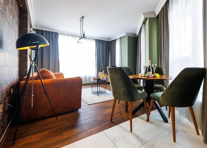 Avenue - Free Parking Aparthotel