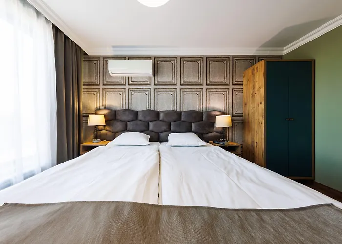 авеню - безплатен паркинг *