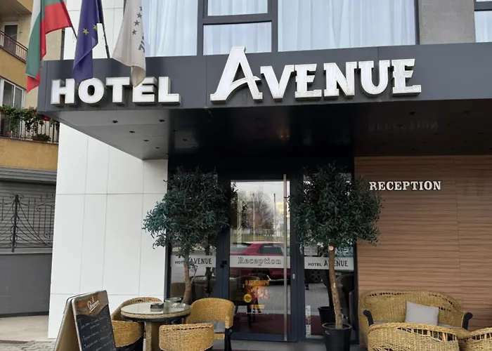 авеню - безплатен паркинг