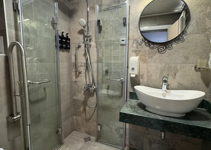 авеню - безплатен паркинг Апартхотел