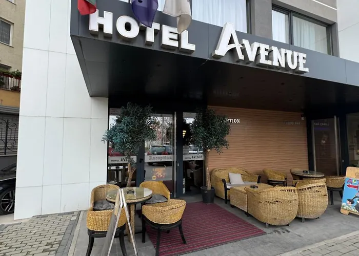 авеню - безплатен паркинг *