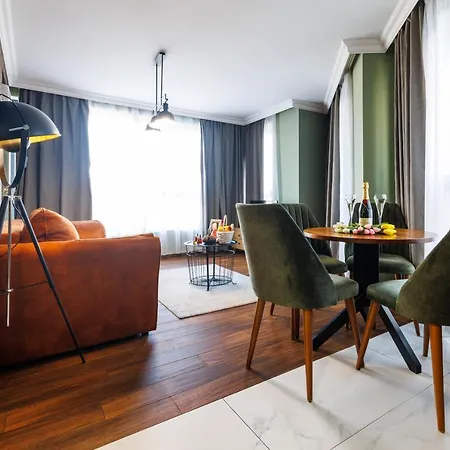 Avenue - Free Parking Aparthotel