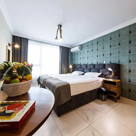 Aparthotel Avenue - Free Parking *